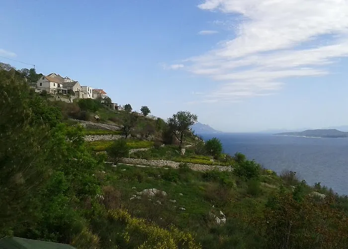 Landhaus Charismatic Garden With Sea View Lokva Rogoznica